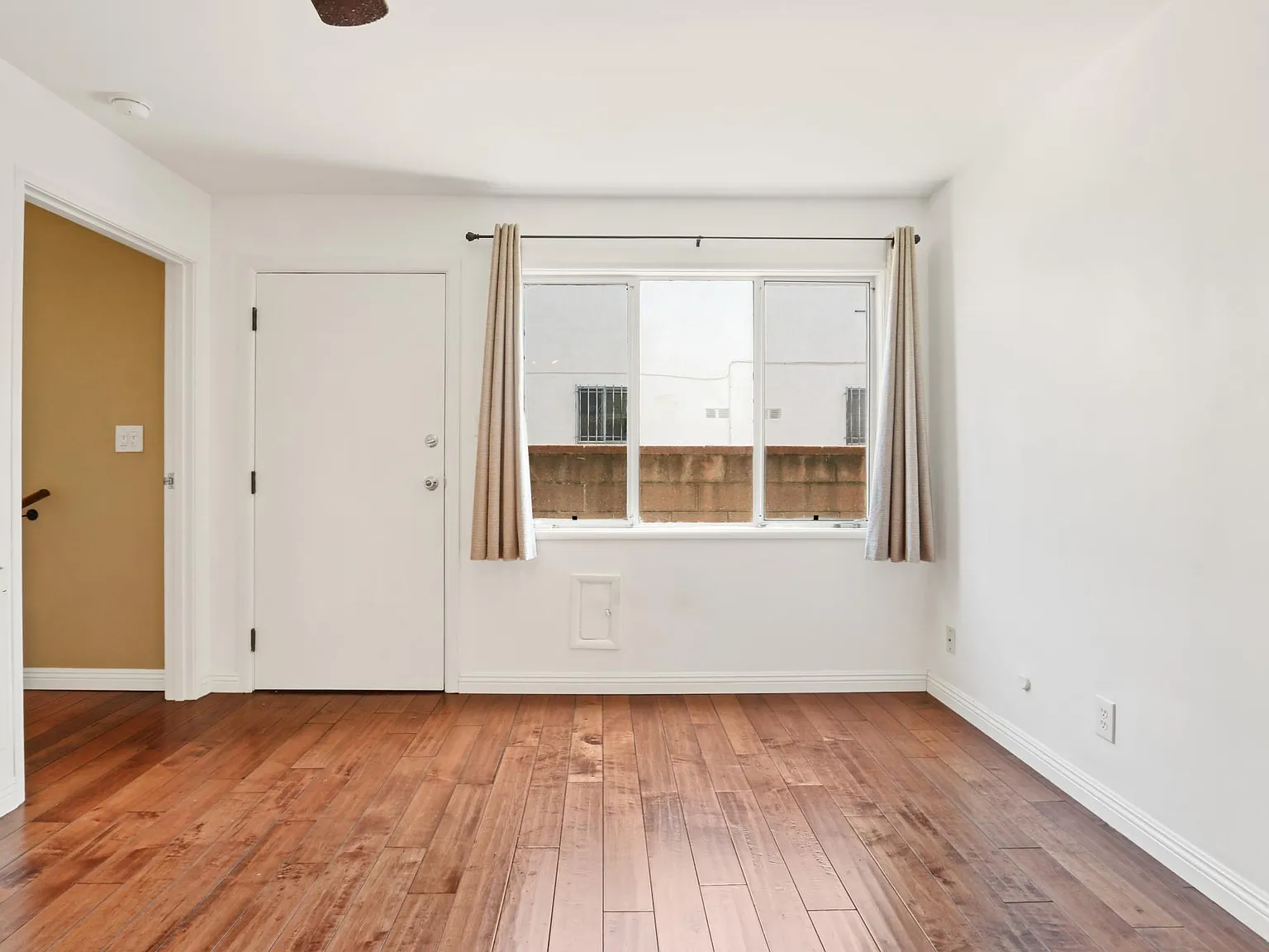 1 bed, 700 sqft, $2,095 — Photo 4