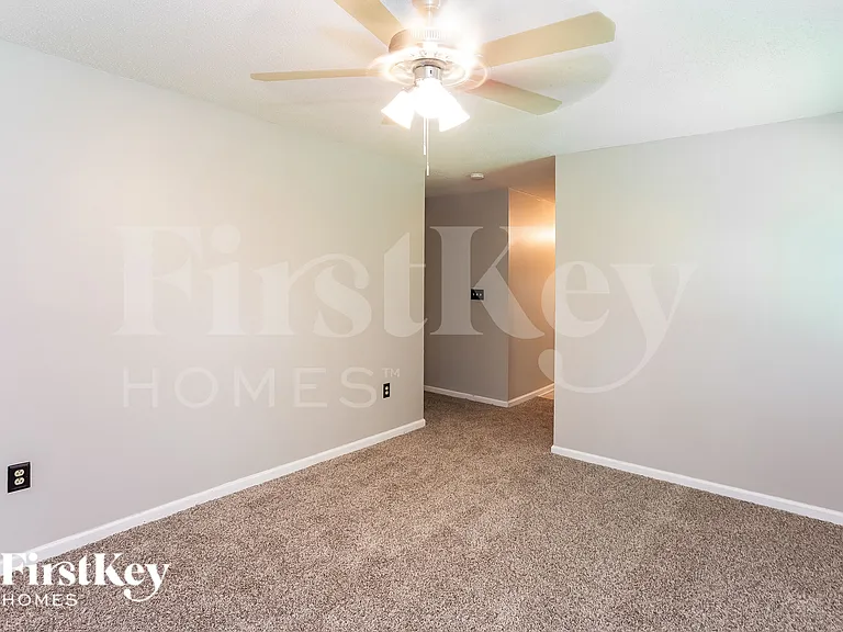 7938 Lindfield Ct — Photo 11