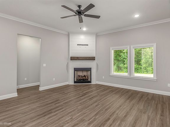 5th image of 1013 Voss Rd