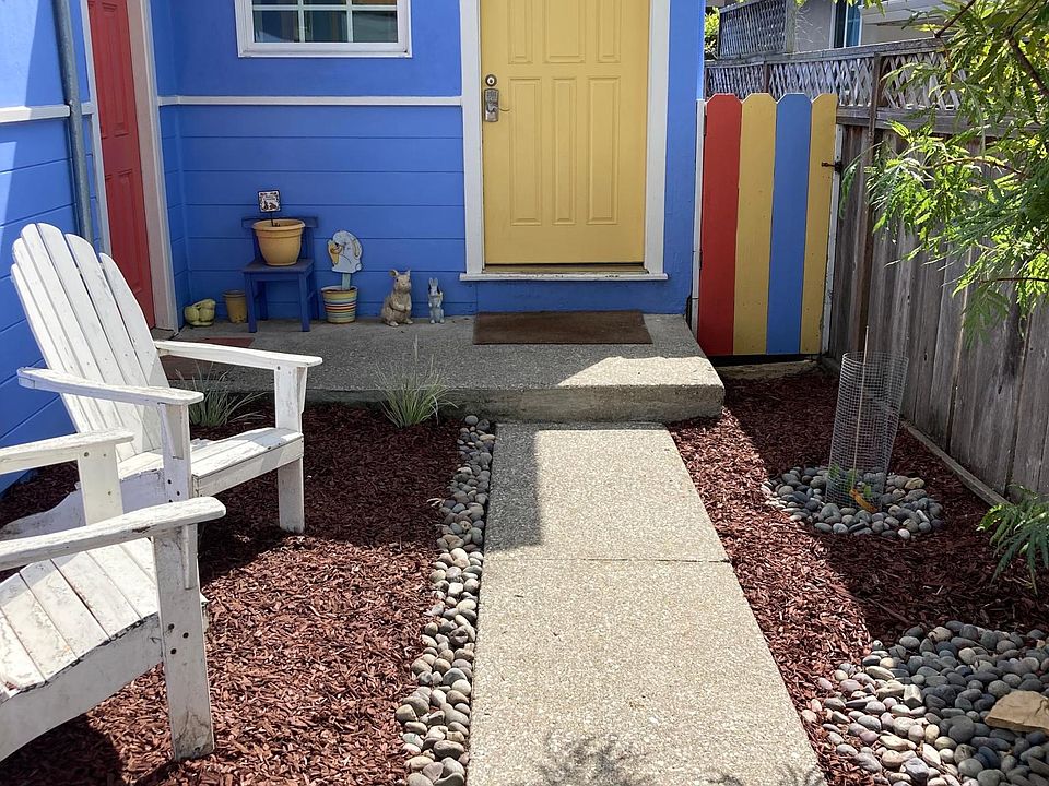 1st image of 448 Rockaway Beach Ave