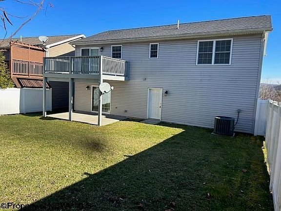 3rd image of 39 Ashbury Ln