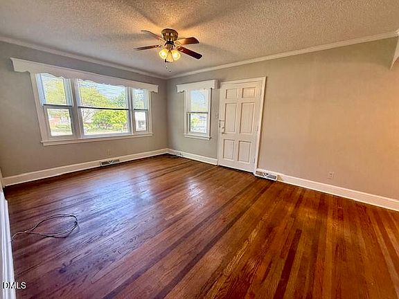 5th image of 204 Forest Rd