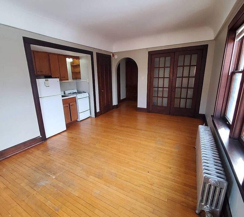 2nd image of 617 N 23rd St #309