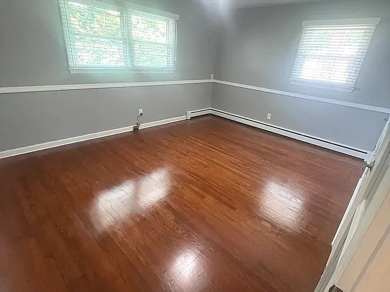 1109 Milltown Rd — Photo 2
