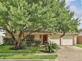 16710 Summer Dawn Ln, Houston, TX 77095