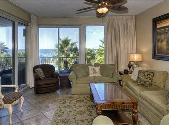 2nd image of 50 Monaco St Unit 213