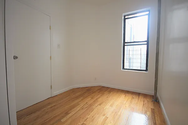 Rented by Compass | media 3