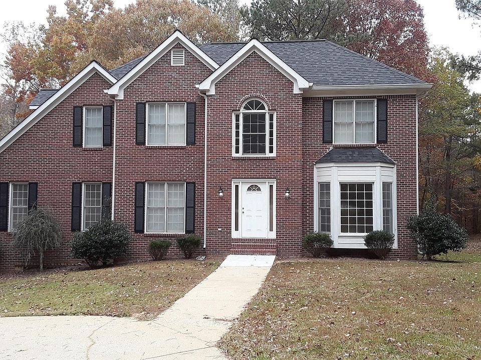 Front View of Home