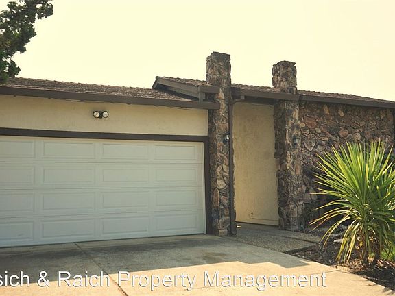 2nd image of 5746 Canna Ln