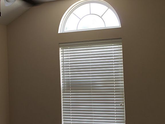 4th image of 1518 Windy Oaks Dr
