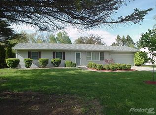 527 Quinlan Dr, Williamston, MI 48895