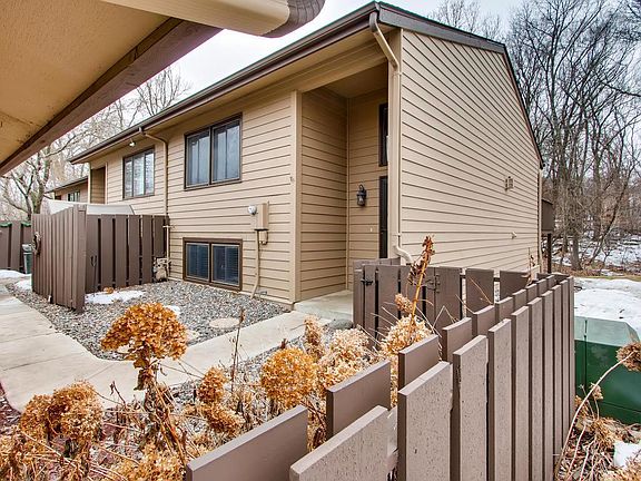 2nd image of 289 W Eagle Lake Dr