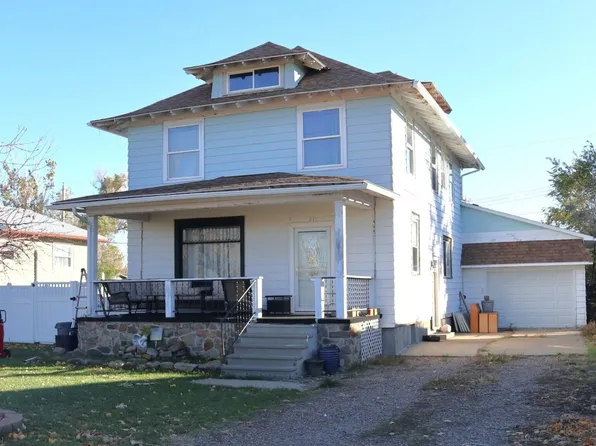 212 Linden Ave, Glendive, MT 59330