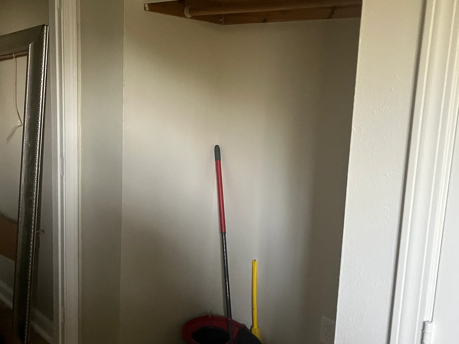 2 bed, 1400 sqft, $975 — Photo 3