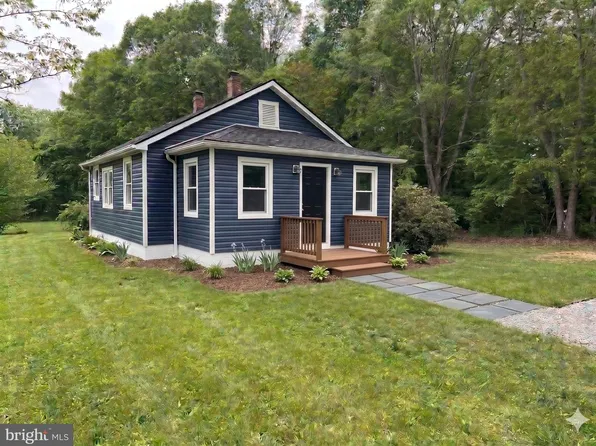 3824 Lee Hill School Dr, Fredericksburg, VA 22408