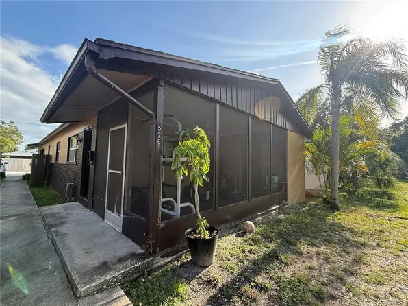 526 93rd Ave N, Saint Petersburg, FL 33702
