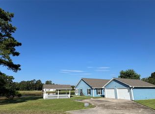 140 Meadowview Dr, Trinity, TX 75862