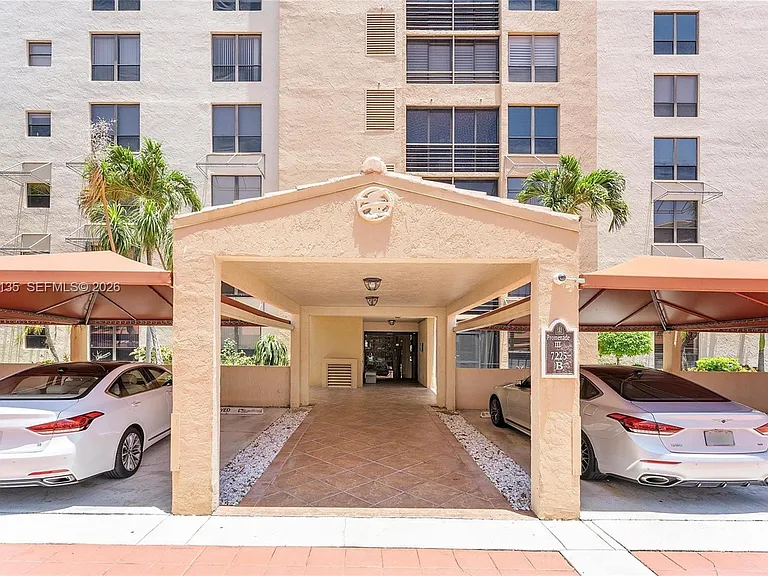 7225 Promenade Dr #102 — Photo 2