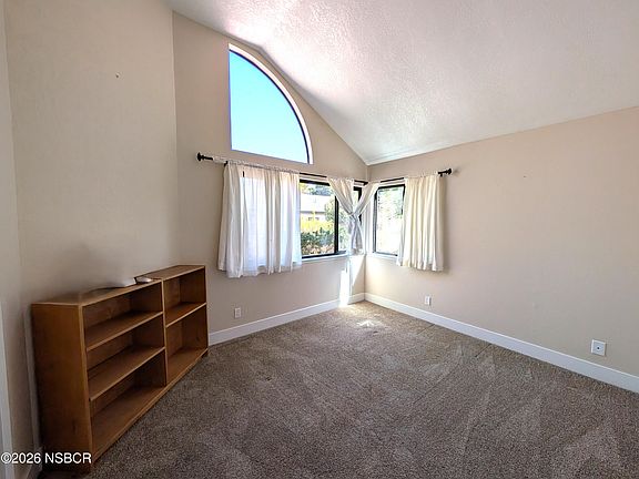 4th image of 1508 Oakridge Park Rd