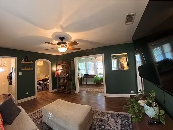 3rd image of 2797 Humble St