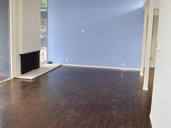 2nd image of 1137 Sherwood Ct