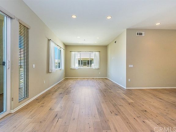 3rd image of 13019 Park Pl Unit 402