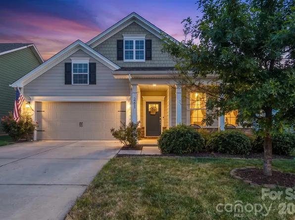 261 Robinwood Ln, Clover, SC 29710