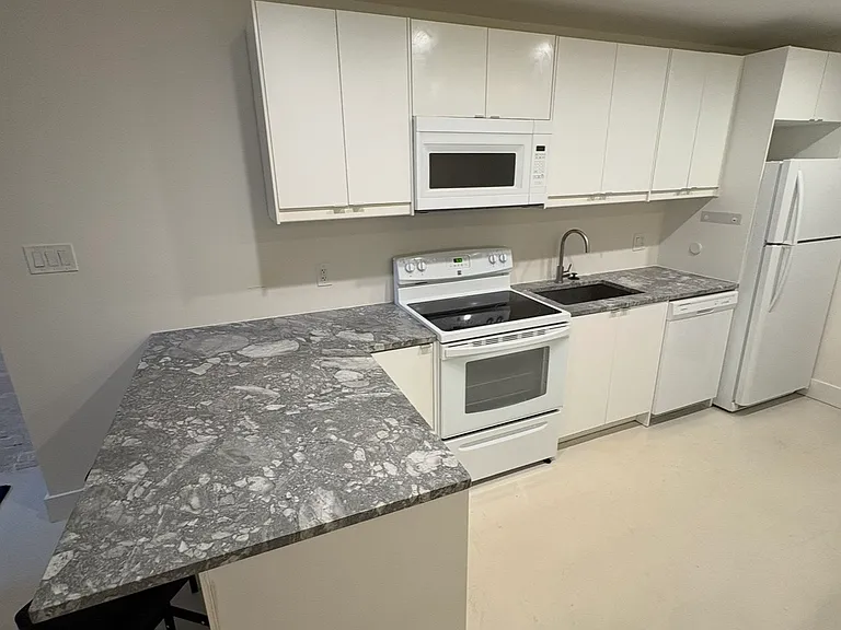 1634 N Calvert St #2 — Photo 9