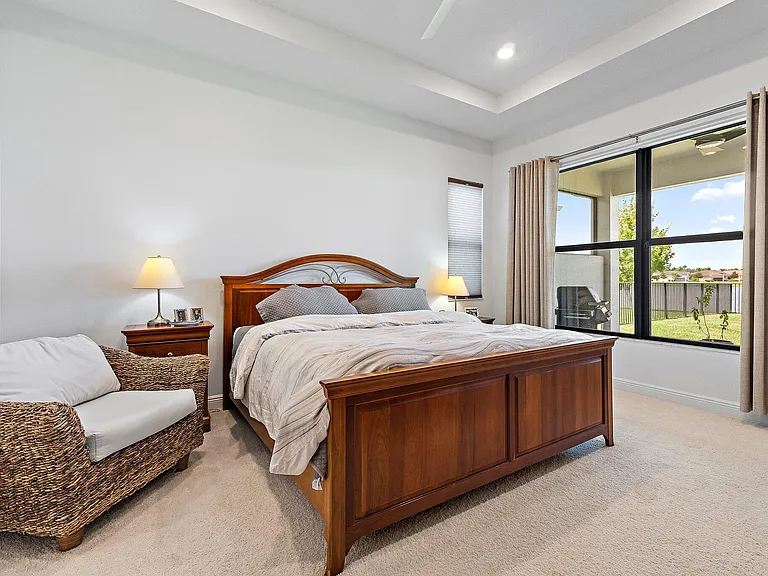 15883 Key Biscayne Ln — Photo 18