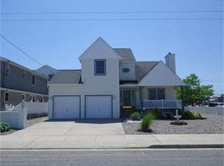 200 E Jefferson Ave, Wildwood Crest, NJ 08260