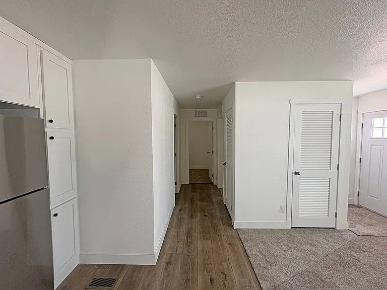 1700 State St #26 — Photo 8