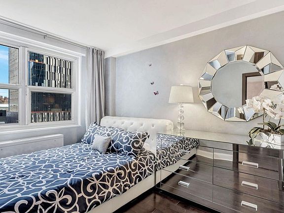 5th image of 520 E 72nd St APT 10D