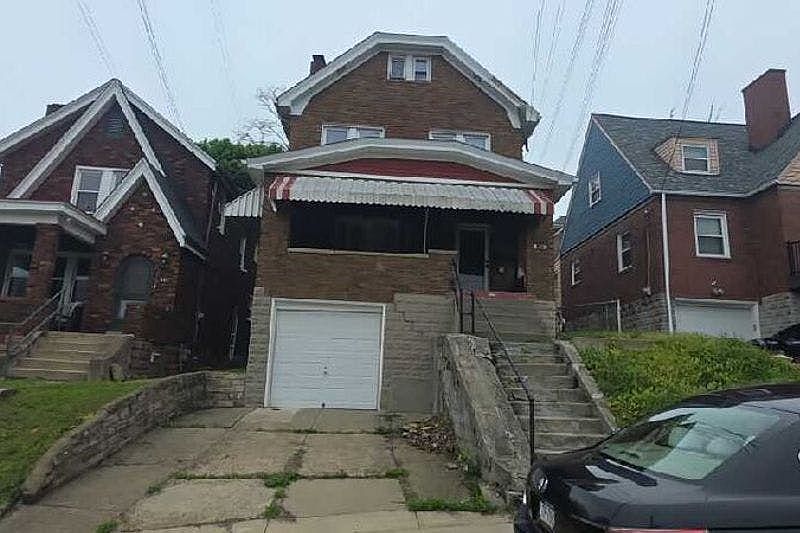 1st image of 105 Pentland Ave