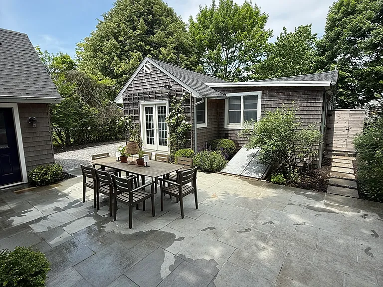 144 Powell Ave — Photo 23