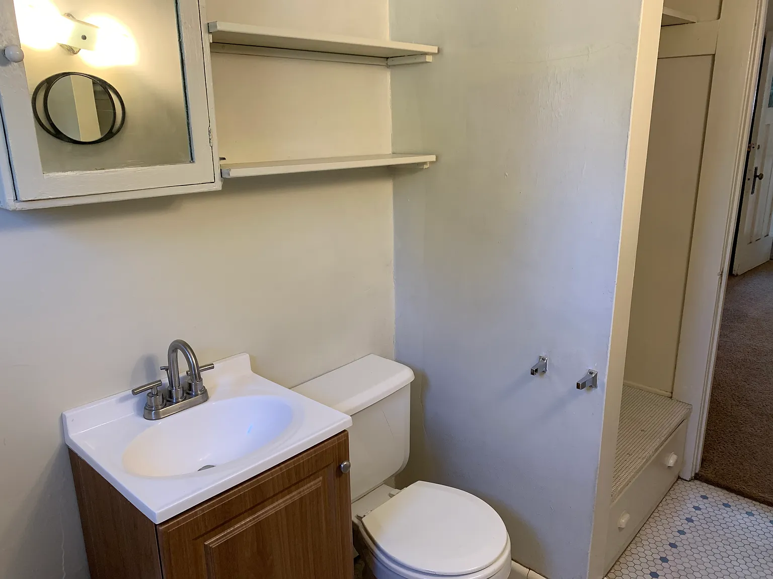 Studio, 350 sqft, $1,295 — Photo 3