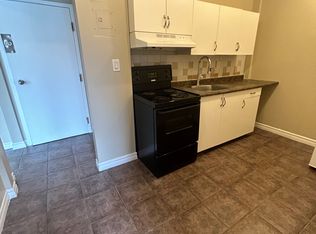 7 Mary St #201, Hamilton, ON L8R 1J6