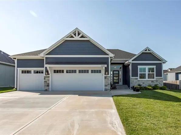 32263 W 165th St, Gardner, KS 66030