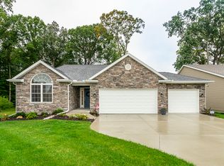 7850 Braeburn Ct, Holland, OH 43528