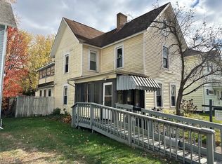 135 5th St SW, New Philadelphia, OH 44663