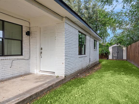 3rd image of 4210 Delhi St #1/2