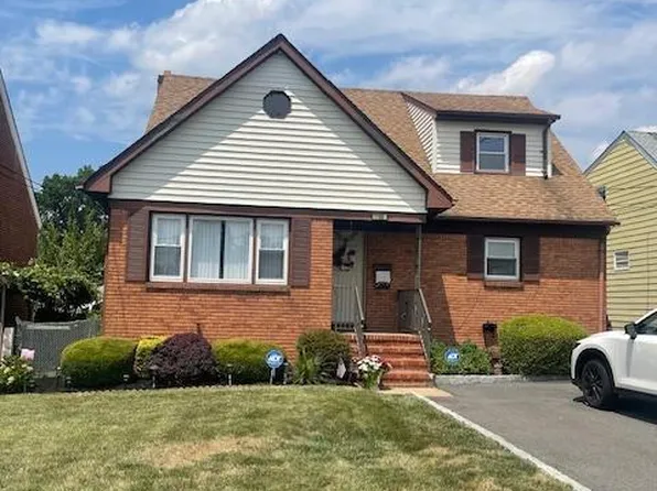 1160 Roosevelt Ave, Carteret, NJ 07008