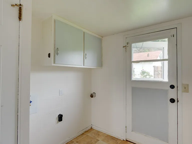 1190 SE 9th Ave — Photo 10