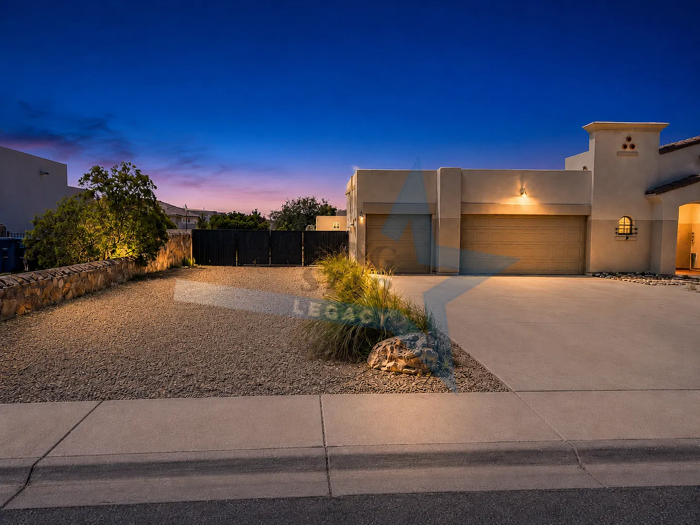 Spacious 4-Bedroom Home in The Sanctuary! — Photo 4