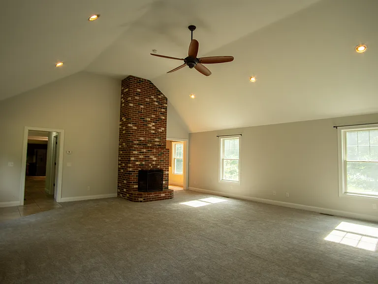 22 Valley Forge Cir — Photo 11