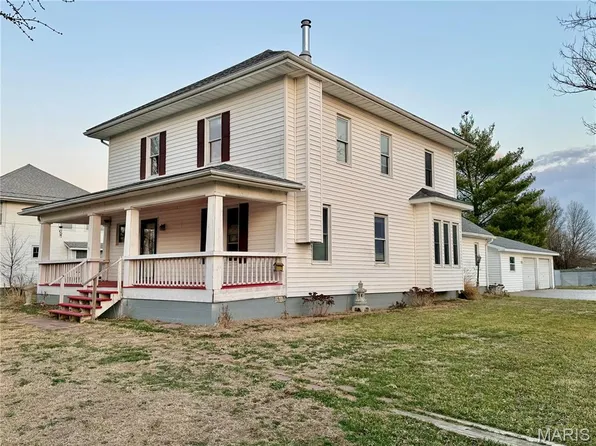 312 W Milton St, New Florence, MO 63363