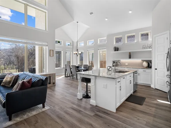 15504 Nimble Trl, Roanoke, TX 76262