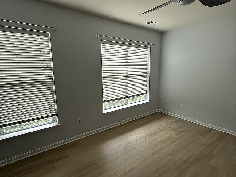 1810 Cedar Cove Way #201 — Photo 16