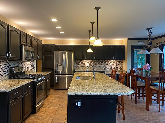 4th image of 36966 N Deerview Dr
