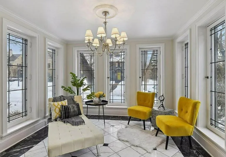 Main level - sun room
