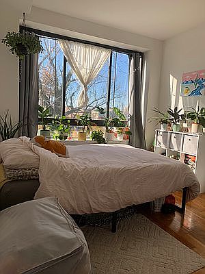 2nd image of 194 Stuyvesant Ave APT 4
